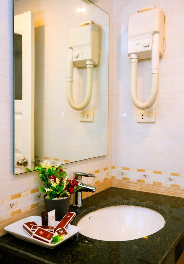 Royal Hotel Ha Noi Ханой Экстерьер фото